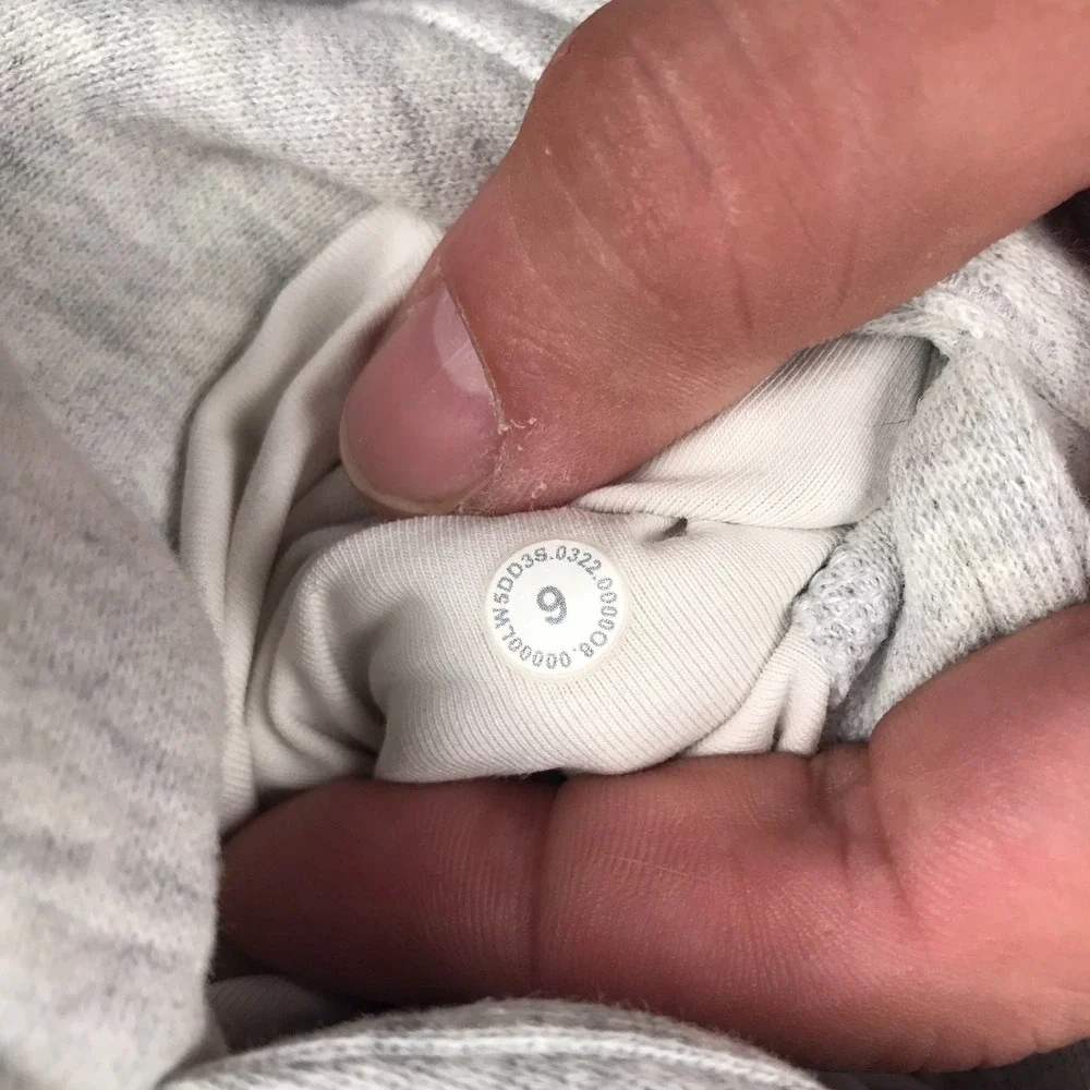 Lululemon Scuba High-Rise Fleece Jogger 28